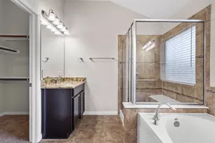 2923 Bluffstone Dr, Round Rock, TX 78665 - Photo 9