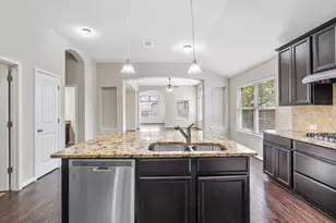 2923 Bluffstone Dr, Round Rock, TX 78665 - Photo 19