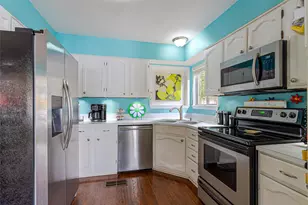 716 Sunrise Ave, Sunrise Beach, TX 78643 - Photo 11
