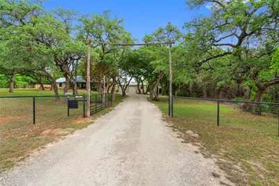 720 Circle G Ranch Road, Dripping Springs, TX 78620 - Photo 7