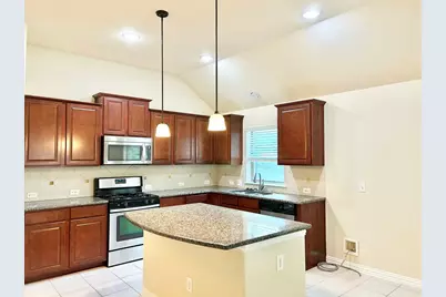 1104 Valerie Cove, Round Rock, TX 78665 - Photo 11