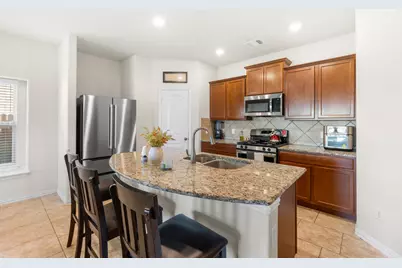 209 Shale Circle, Buda, TX 78610 - Photo 9