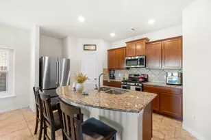 209 Shale Cir, Buda, TX 78610 - Photo 9