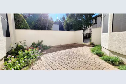 3907 Gaines Court, Austin, TX 78735 - Photo 5