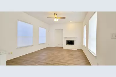 3907 Gaines Court, Austin, TX 78735 - Photo 9