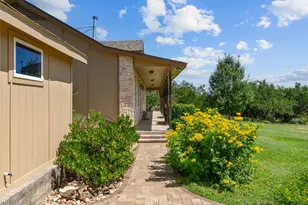 221 Chaparral Rd, Georgetown, TX 78628 - Photo 27