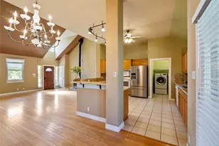 221 Chaparral Rd, Georgetown, TX 78628 - Photo 5