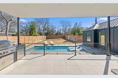 3205 Dolphin Drive, Austin, TX 78704 - Photo 3