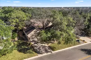 211 Whispering Wind Dr, Georgetown, TX 78633 - Photo 9