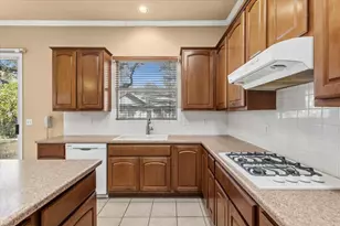 211 Whispering Wind Dr, Georgetown, TX 78633 - Photo 3