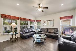 808 Walnut Canyon Blvd, Pflugerville, TX 78660 - Photo 11