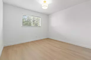 11131 Henge Dr, Austin, TX 78759 - Photo 17