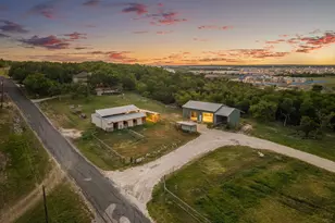 330 Co Rd 166, Georgetown, TX 78626 - Photo 1