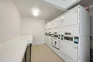 2124 Burton Dr, Austin, TX 78741 - Photo 23