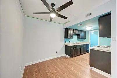 2124 Burton Drive #136, Austin, TX 78741 - Photo 9