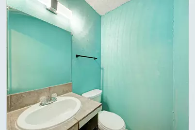 2124 Burton Drive #136, Austin, TX 78741 - Photo 15