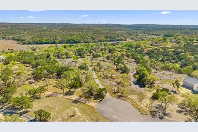 12130 Fitzhugh Place, Dripping Springs, TX 78620 - Photo 15