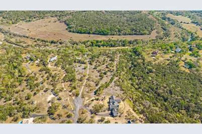 12130 Fitzhugh Place, Dripping Springs, TX 78620 - Photo 15