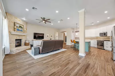 290 Grafton Lane, Austin, TX 78737 - Photo 5
