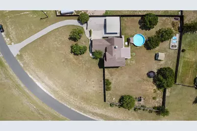 208 Dawn Drive, Liberty Hill, TX 78642 - Photo 35