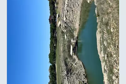 21505 Cardinal Avenue, Leander, TX 78645 - Photo 7