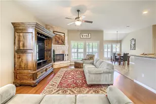30617 Chi Chi Dr, Georgetown, TX 78628 - Photo 5