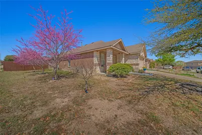 111 Lynn Crest Bend, Buda, TX 78610 - Photo 13