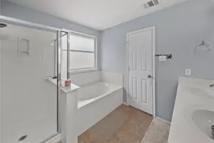 111 Lynn Crest Bend, Buda, TX 78610 - Photo 11