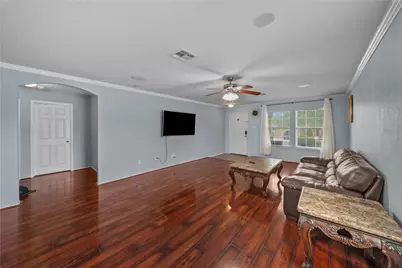 111 Lynn Crest Bend, Buda, TX 78610 - Photo 3