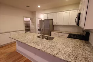 2101 Town Centre Dr, Round Rock, TX 78664 - Photo 5