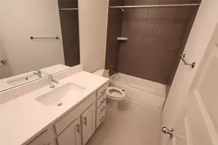 2101 Town Centre Dr, Round Rock, TX 78664 - Photo 15