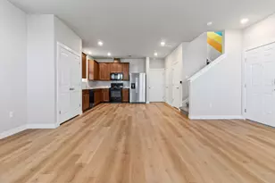 7116 Silver Star Ln, Austin, TX 78744 - Photo 7