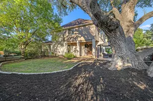 2057 Golden Bear Dr, Round Rock, TX 78664 - Photo 37