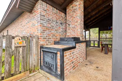 518 W Prairie Lea Street, Lockhart, TX 78644 - Photo 13