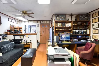 518 W Prairie Lea Street, Lockhart, TX 78644 - Photo 9