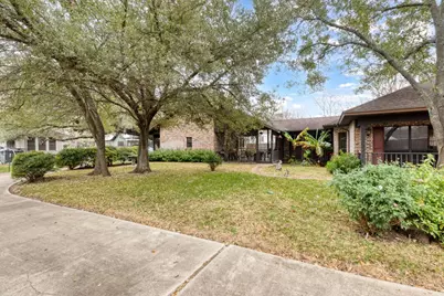 518 W Prairie Lea Street, Lockhart, TX 78644 - Photo 15