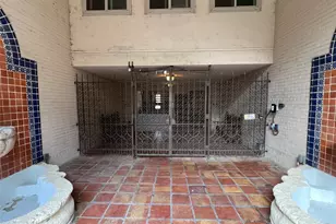 505 W 7th St, Austin, TX 78701 - Photo 13