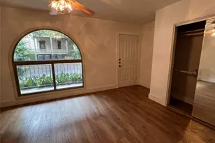 505 W 7th St, Austin, TX 78701 - Photo 9