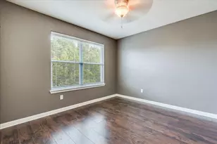 21506 Patton Ave, Lago Vista, TX 78645 - Photo 17