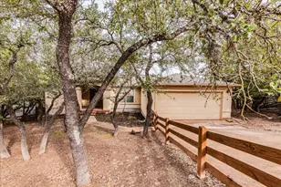 21506 Patton Ave, Lago Vista, TX 78645 - Photo 33