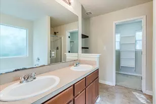 21506 Patton Ave, Lago Vista, TX 78645 - Photo 15