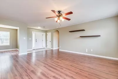 21506 Patton Avenue, Lago Vista, TX 78645 - Photo 3