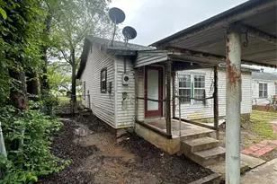 705 E Hwy 82, Nocona, TX 76255 - Photo 9