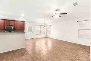 598 Dragon Ridge Rd, Buda, TX 78610 - Photo 5