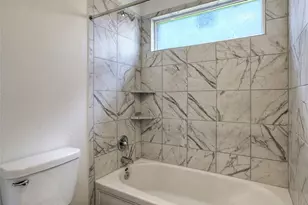 108 Montego St, Hutto, TX 78634 - Photo 21