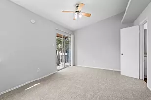 1806 River Crossing Cr Circle, Austin, TX 78741 - Photo 25