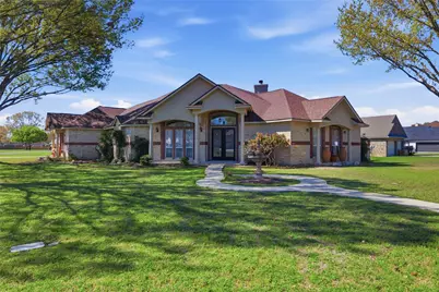 105 Maderas, Seguin, TX 78155 - Photo 3