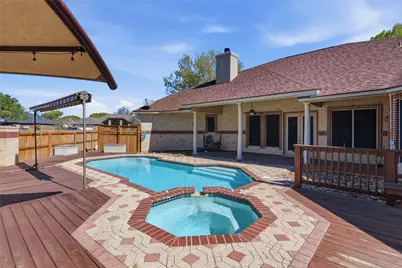 105 Maderas, Seguin, TX 78155 - Photo 17