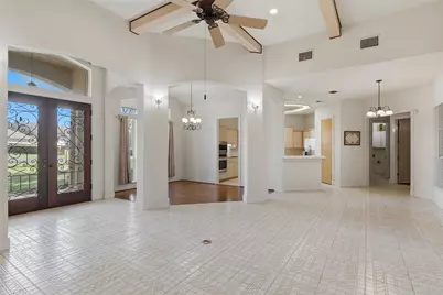 105 Maderas, Seguin, TX 78155 - Photo 5