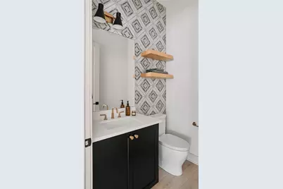2209 Woodland Avenue #1202, Austin, TX 78741 - Photo 15